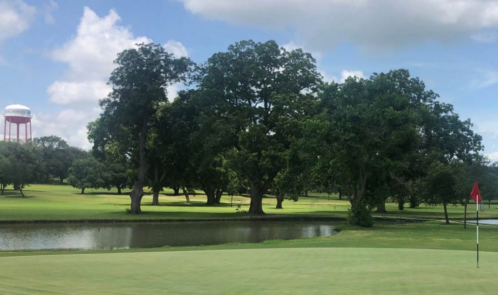 Columbus Golf Course Home